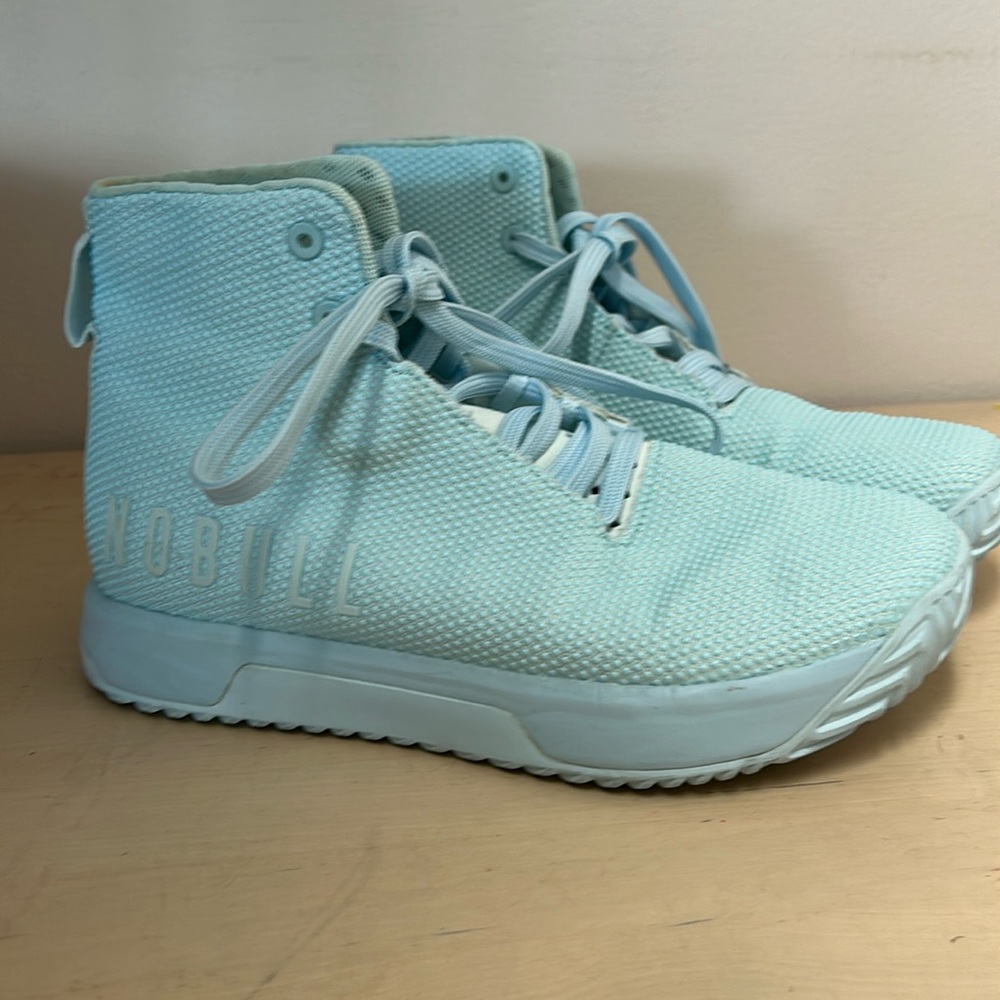 NOBULL Women’s Light Blue High-Top Trainer sneakers size 7.5